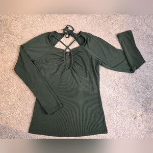 Doe & Rae Dark Green Cut Out Lightweight Top Size Small